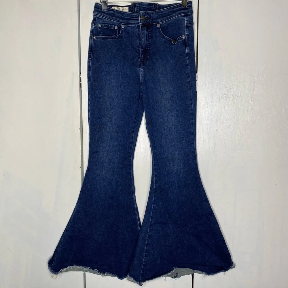 Free People CRVY Ma Cherie lace up Dark Blue High-Waist Flare Jeans